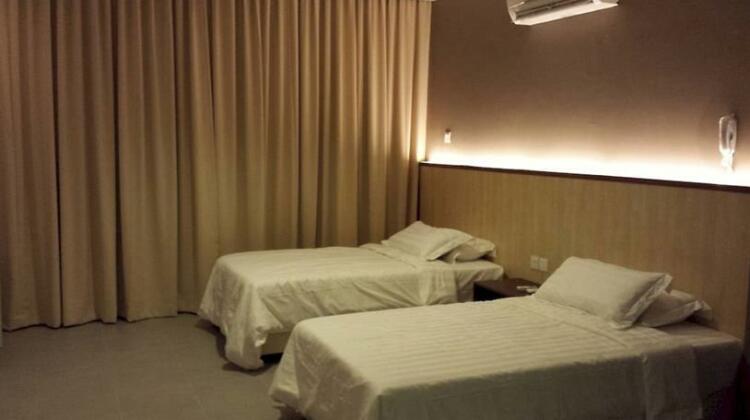 Tribeca Suites Kuching - Photo5