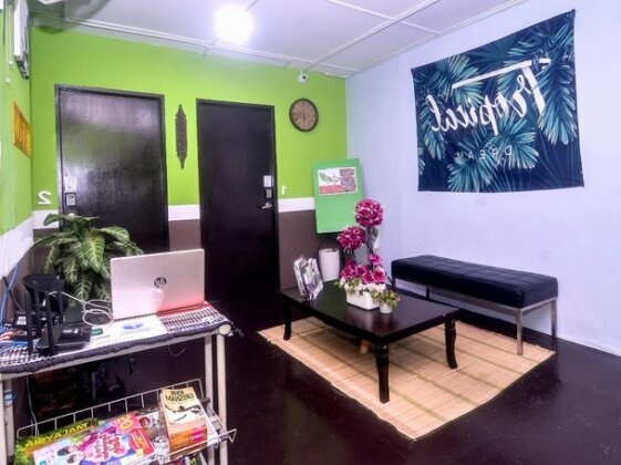 Tropical Lodge Kuching - Photo3