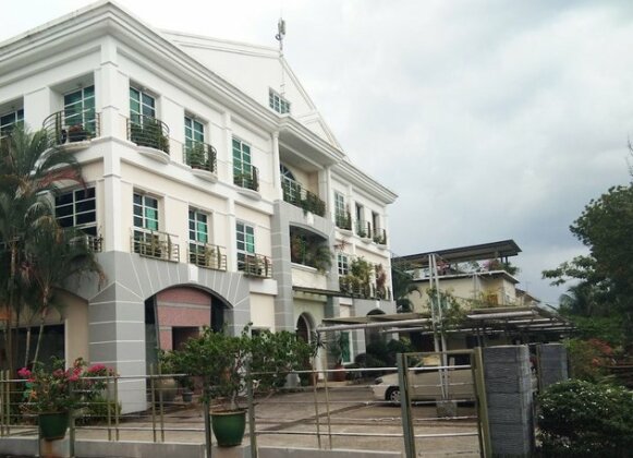 Wesberly Apartments - Photo2