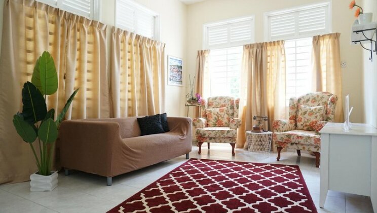 Cozy Scandinavian Bungalow near KLIA & F1 Circuit - Photo4