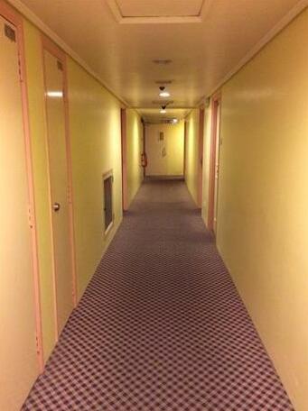 Global Hotel Labuan - Photo4