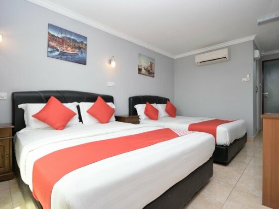 OYO 892 Hotel Grand Nadia - Photo4