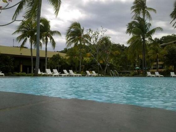 Palm Beach Resort & SPA Labuan Island - Photo2