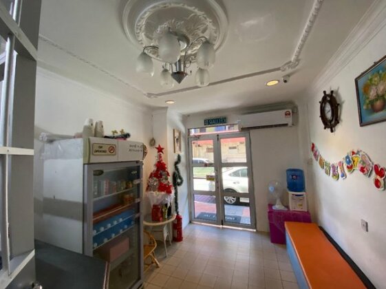 Spot On 89863 Hotel Fah Fah - Photo3