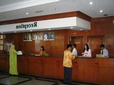 Purnama Hotel - Photo2