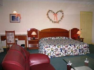 Purnama Hotel - Photo4