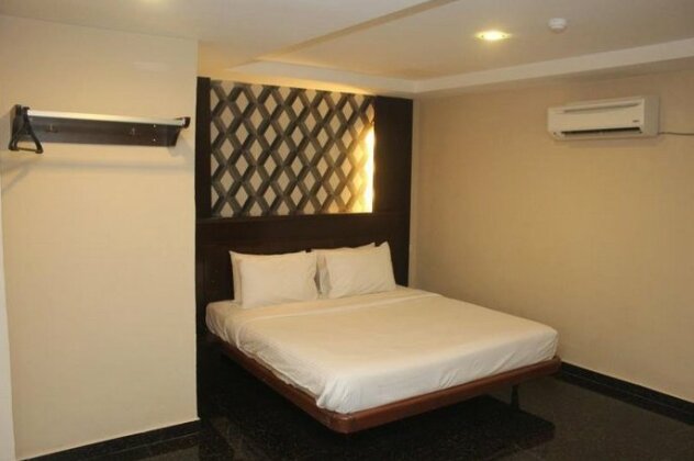 Daddy's Inn - Photo3