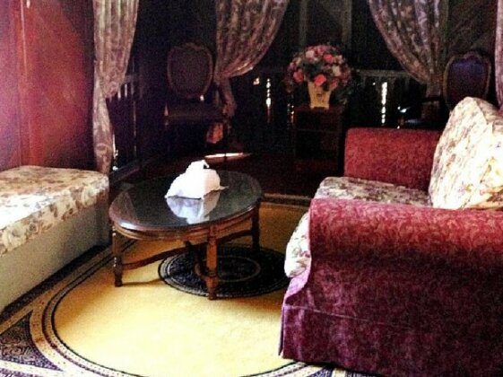 J and J Vacation Home - Photo2
