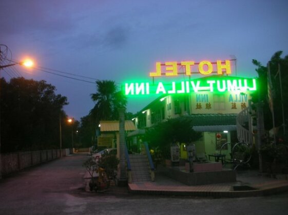 Lumut Villa Inn - Photo2