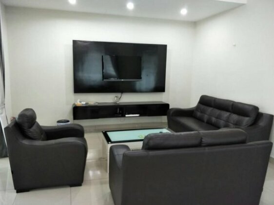 Sri Manjung Ma Maison Homestay - Photo2