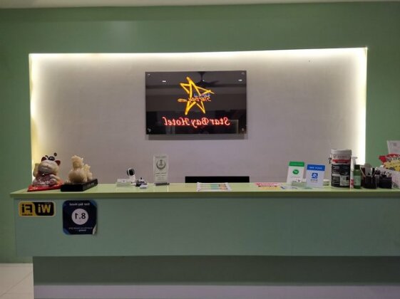 Star Bay Hotel - Photo2