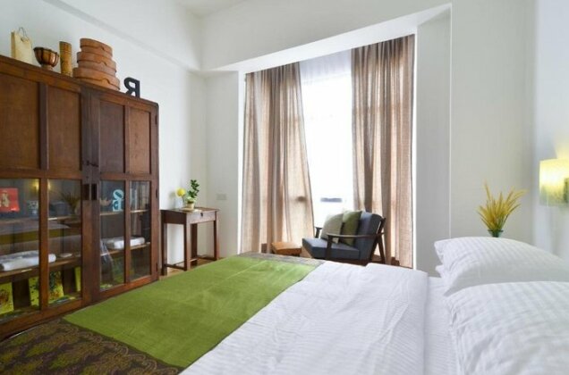 A Place Called Home - Photo5