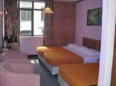 Accordian Hotel - Photo4