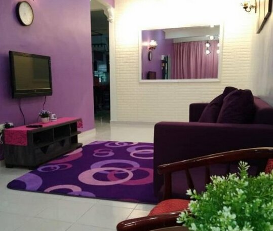 Alisya's Homestay Musliim Friendly near Bayou Lagoon - Photo4