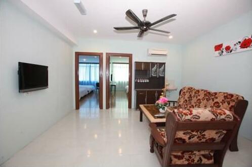 Famosa Homestay - Photo2