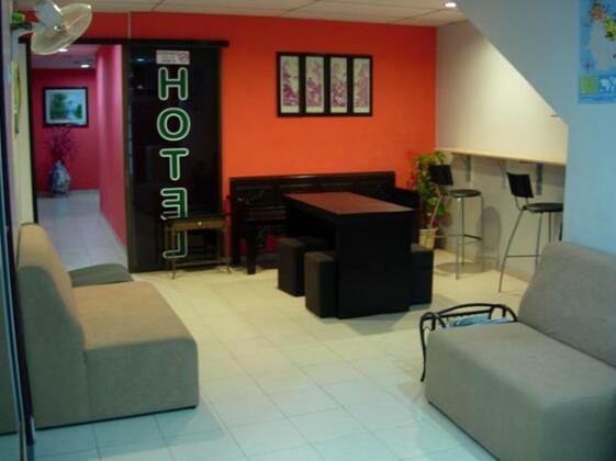 Gold Leaf Hotel Melaka - Photo3