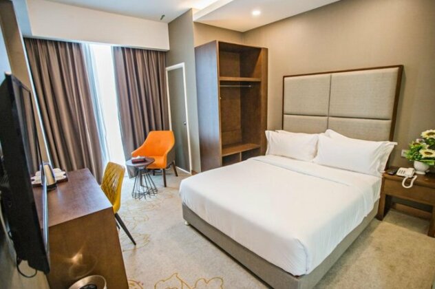 Grand Flora Hotel - Photo4