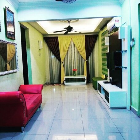 Homestay Cantik - Photo2
