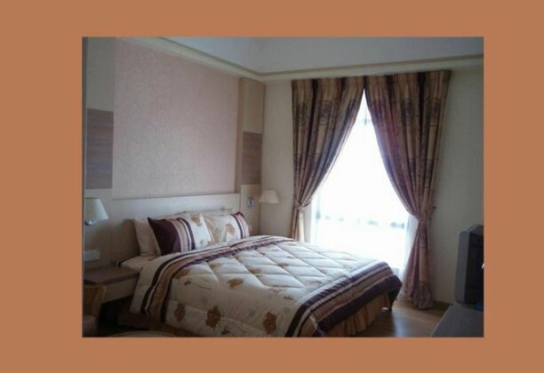 Kors Berry Malacca - Photo2