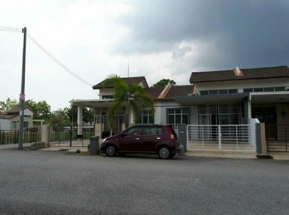 LindaNazri Homestay MITC Melaka
