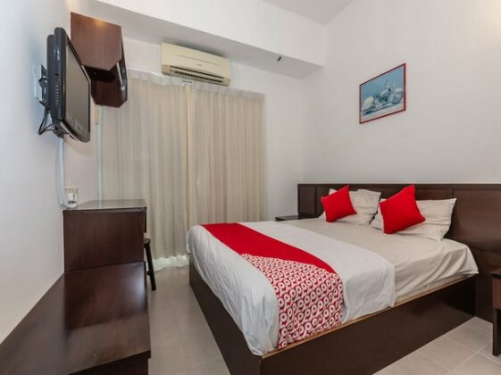 OYO 1192 Hash House Hotel - Photo2