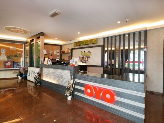 OYO 743 Gold City Hotel - Photo4
