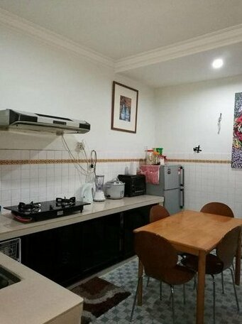 Ruby Gallery Guesthouse RGG - Photo4
