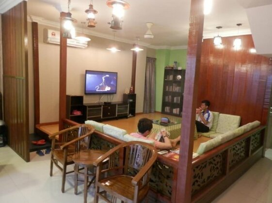 Travellers Planet Hotel & Guesthouse - Photo5