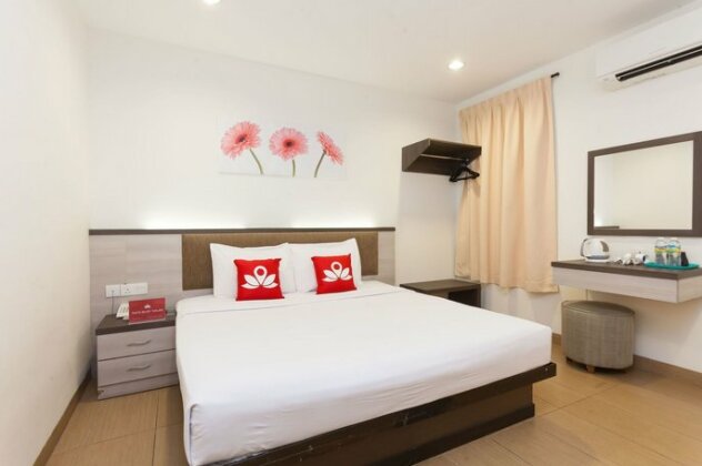 ZEN Rooms Pertam Jaya - Photo4
