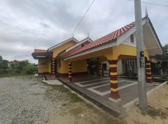 Homestay ZaZiZu Marang - Photo4