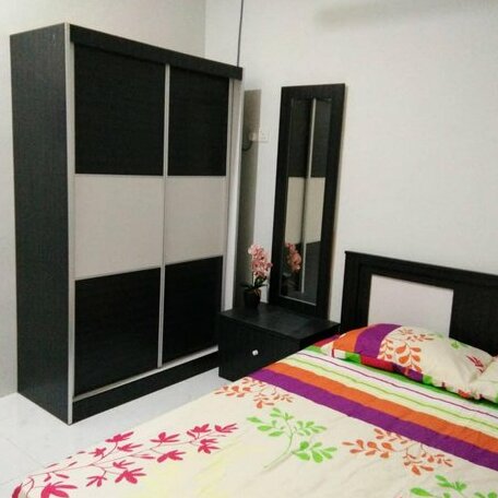 Insyirah Guest House - Photo2