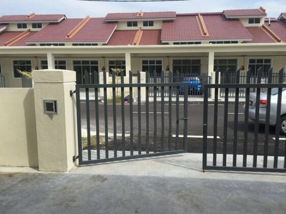 Louie Homestay Mersing - Photo4
