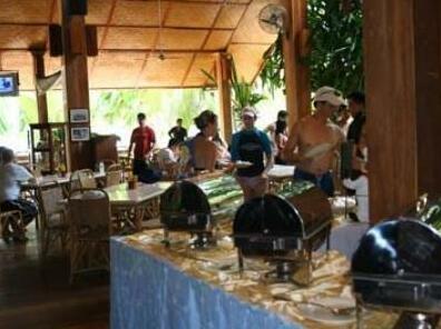 Rawa Safaris Resort - Photo4