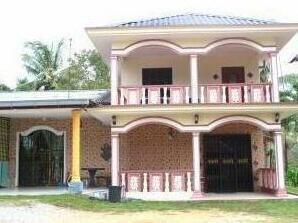 Teratak Bapak Felda Vacation Home