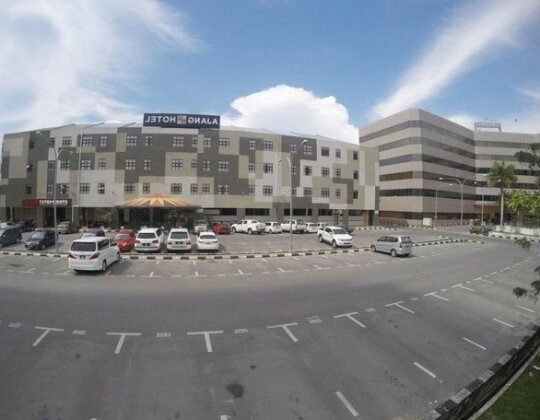 Ajang Hotel - Photo2