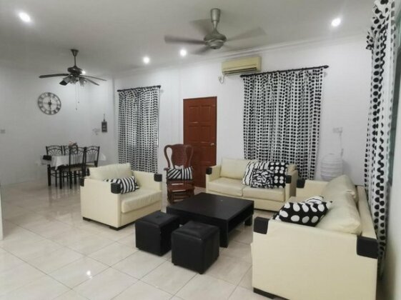 HomezStay Senadin Miri - Photo5