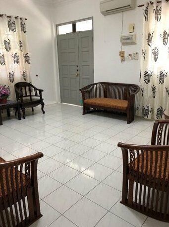 Just Homestay Miri - Photo2