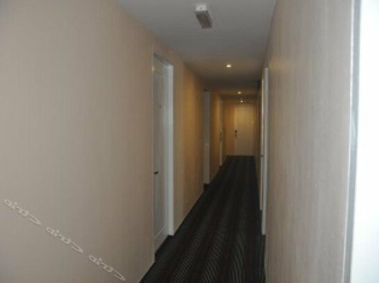 MCity Inn - Photo2