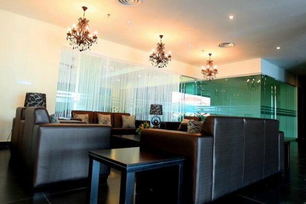 Merdeka Suites Hotel - Photo3