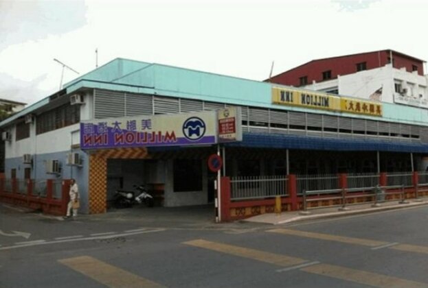 Photo 3