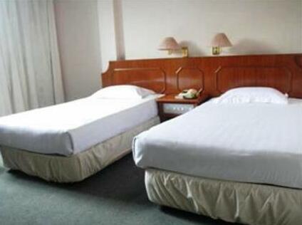 Pacific Orient Hotel - Photo2