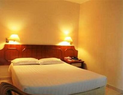 Pacific Orient Hotel - Photo3