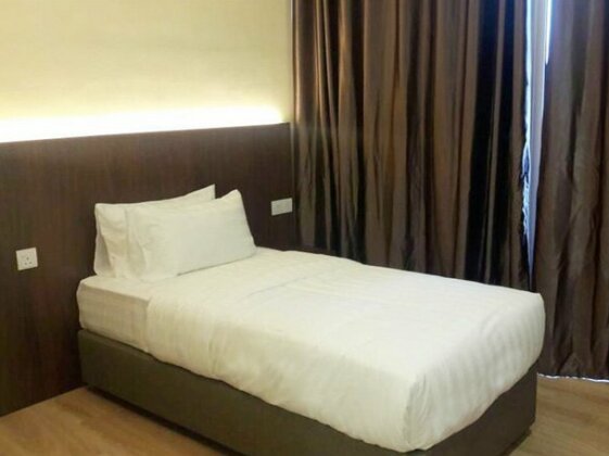 Place2Stay Business Hotel @ Emart Riam - Photo5