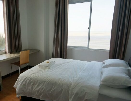 StayOn Properties @ Bay Resort Condominium - Photo5