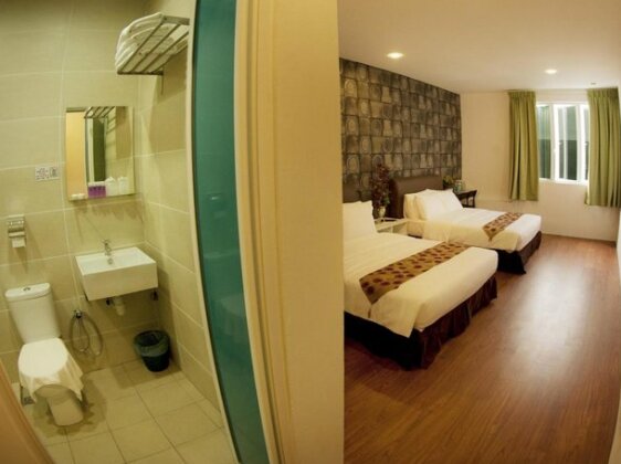 Treez Inn - Photo4