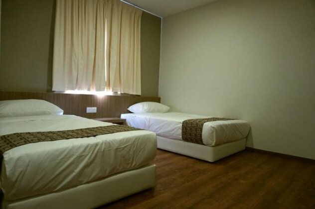 Yew Hotel - Photo4