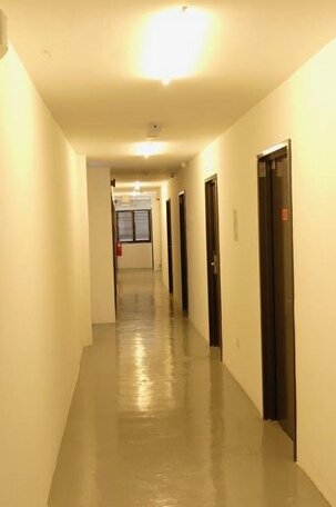 OYO 426 Hotel Aman - Photo4