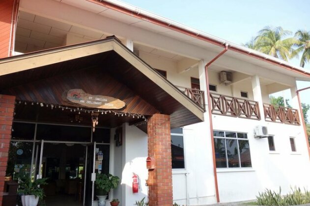 Seaside Travellers Inn - Photo2