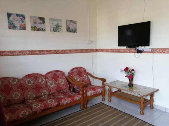 Homestay Ibu - Photo2
