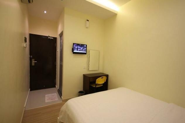 88 Hotel Butterworth - Photo2